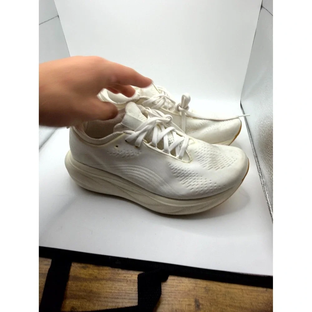 ASICS GEL-Nimbus 25 1012B356 Womens 7.5 Sneaker White Gum Knit Running Shoes